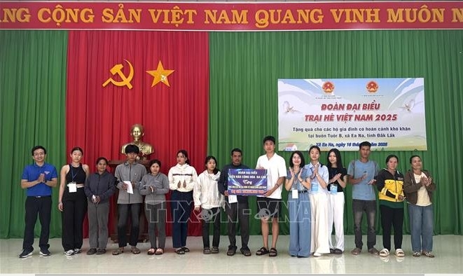 Vietnam Summer Camp 2025 spreads spirit of compassion to international friends